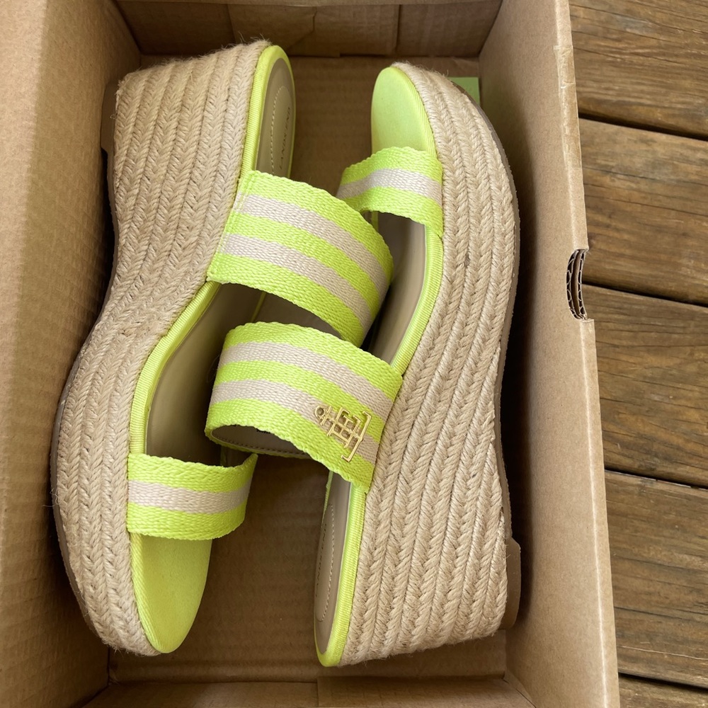 NIB Lands’ End Wedge Slide-9M
